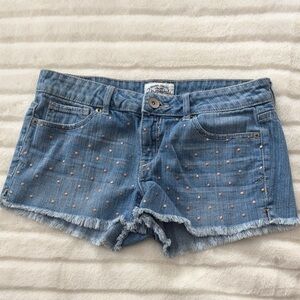 Aeropostale Blue Jean Denim Shorts with Studs/Metal Dots on Front Sz 3/4